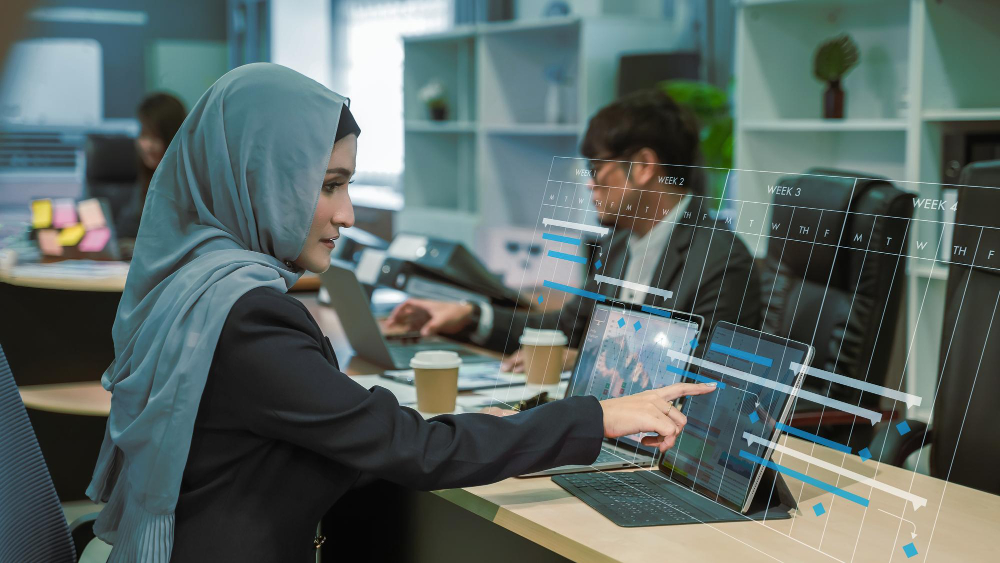 عالم البيانات السيرة الذاتية